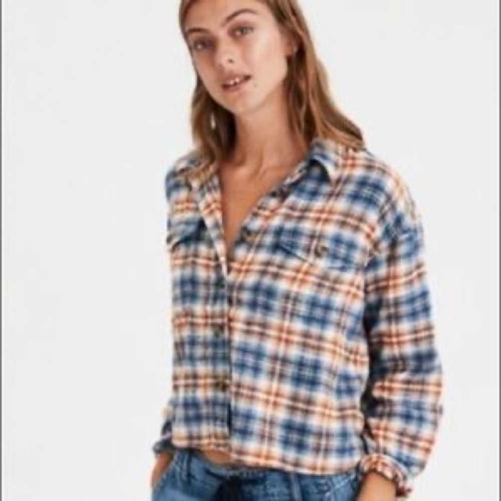 American Eagle Cropped Flannel Shirt
